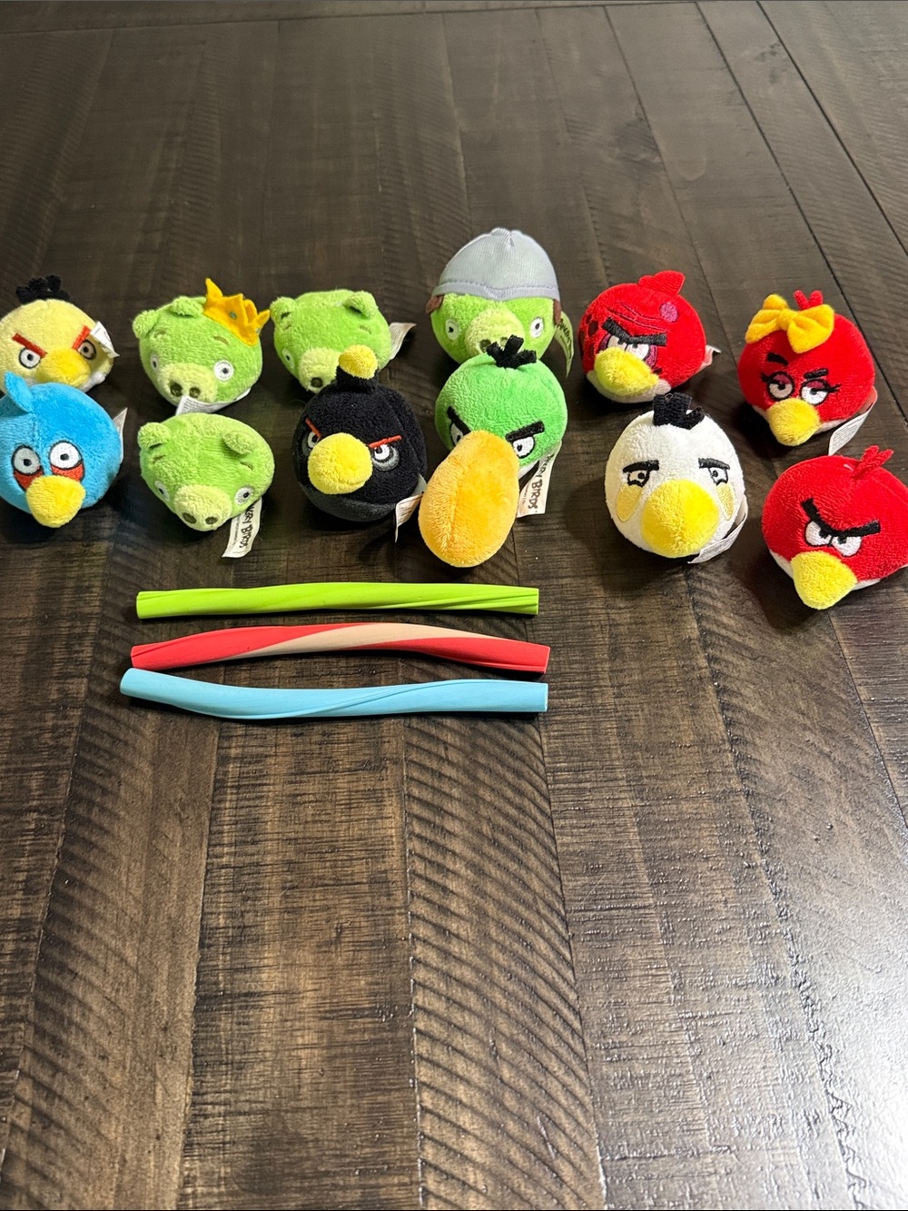 Rare Rovio Angry Birds Flingers Complete 12 Piece Lot w/ Launcher Sticks
